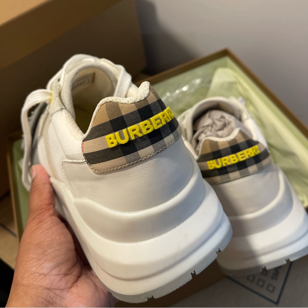 COPY - Burberry Sneakers Size 43 (US 10) Amazing Condition | WORN ONCE 🔥 - Picture 8 of 12